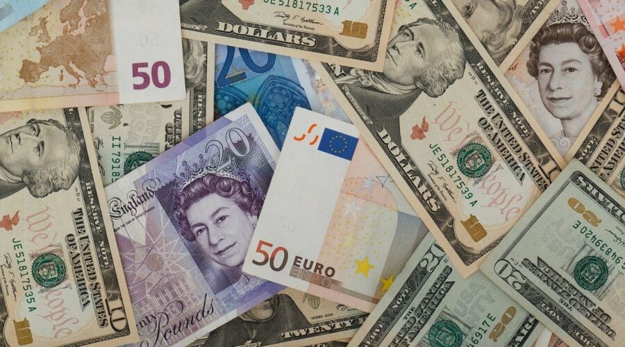 deGRANDSON Global accepts Multiple Currency Payments